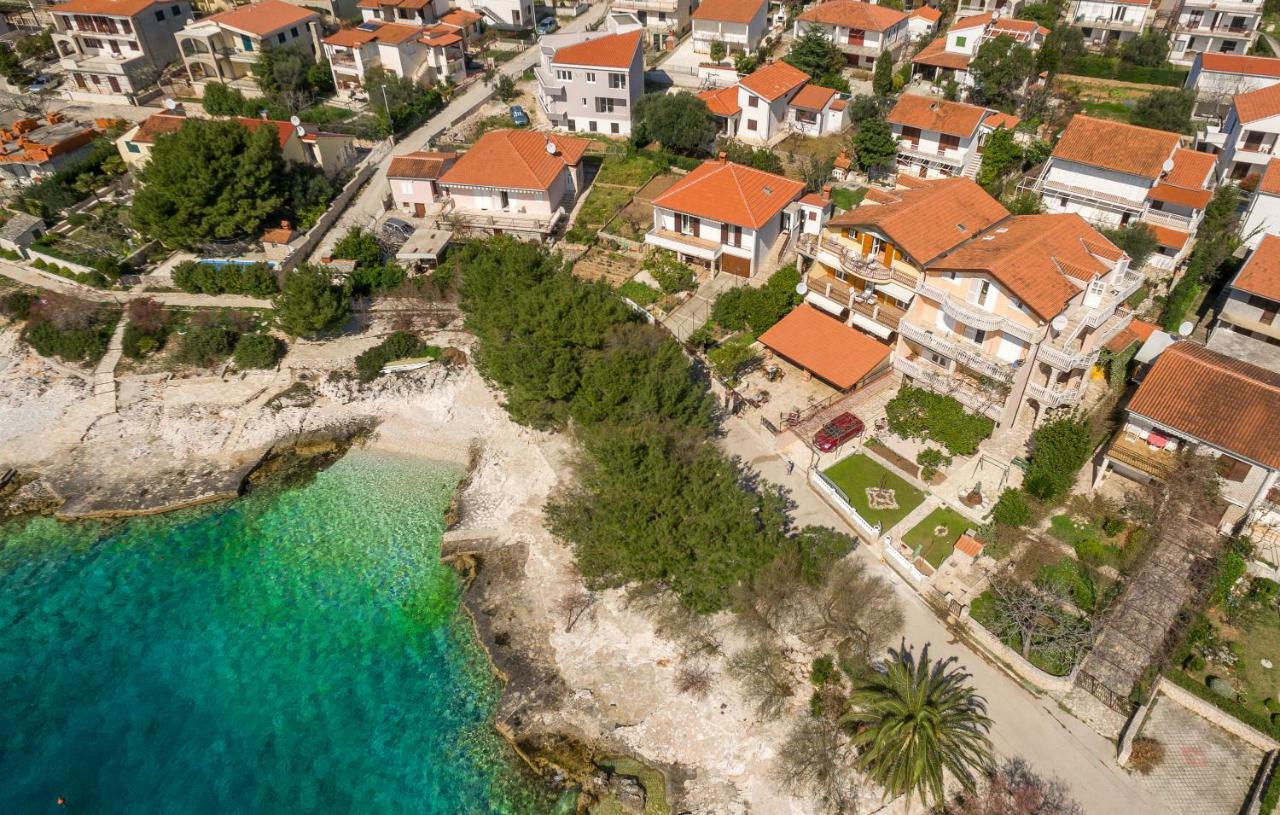 Apartments Rogoznicka Oaza Rogoznica  Exterior photo